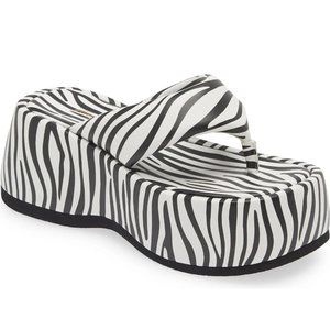 Jeffrey Campbell Crybaby Platform Thong SANDALS Size 5.5 Zebra Print NEW $125